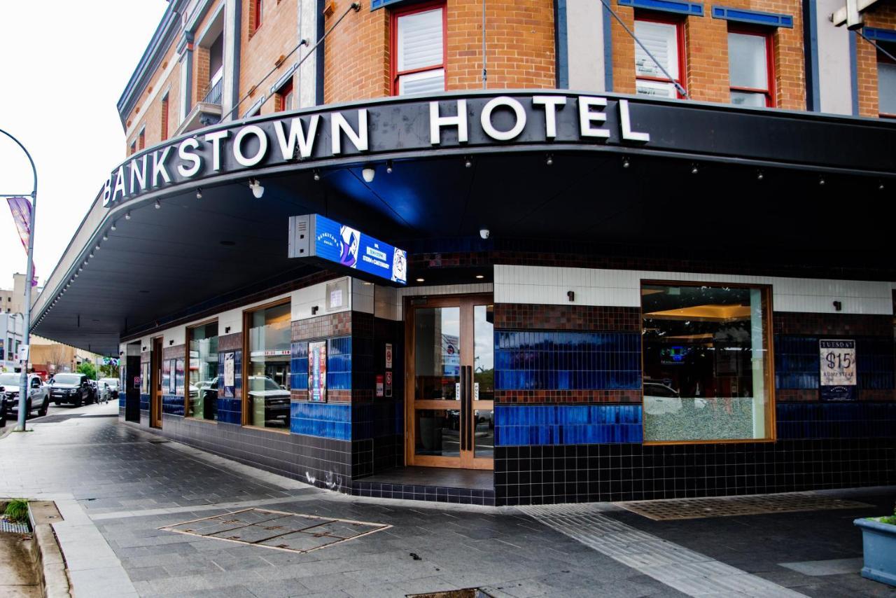 Bankstown Hotel Luaran gambar