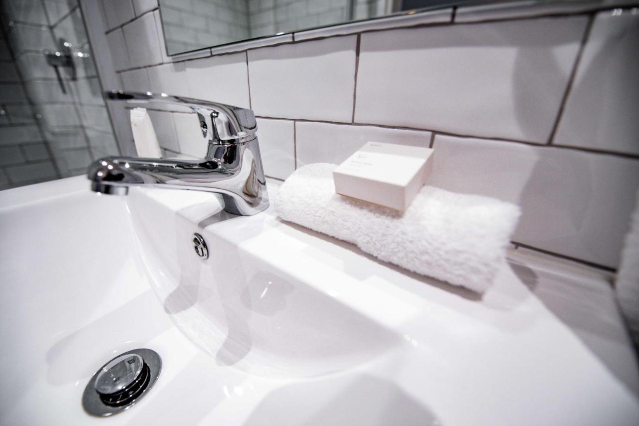 Bankstown Hotel Luaran gambar