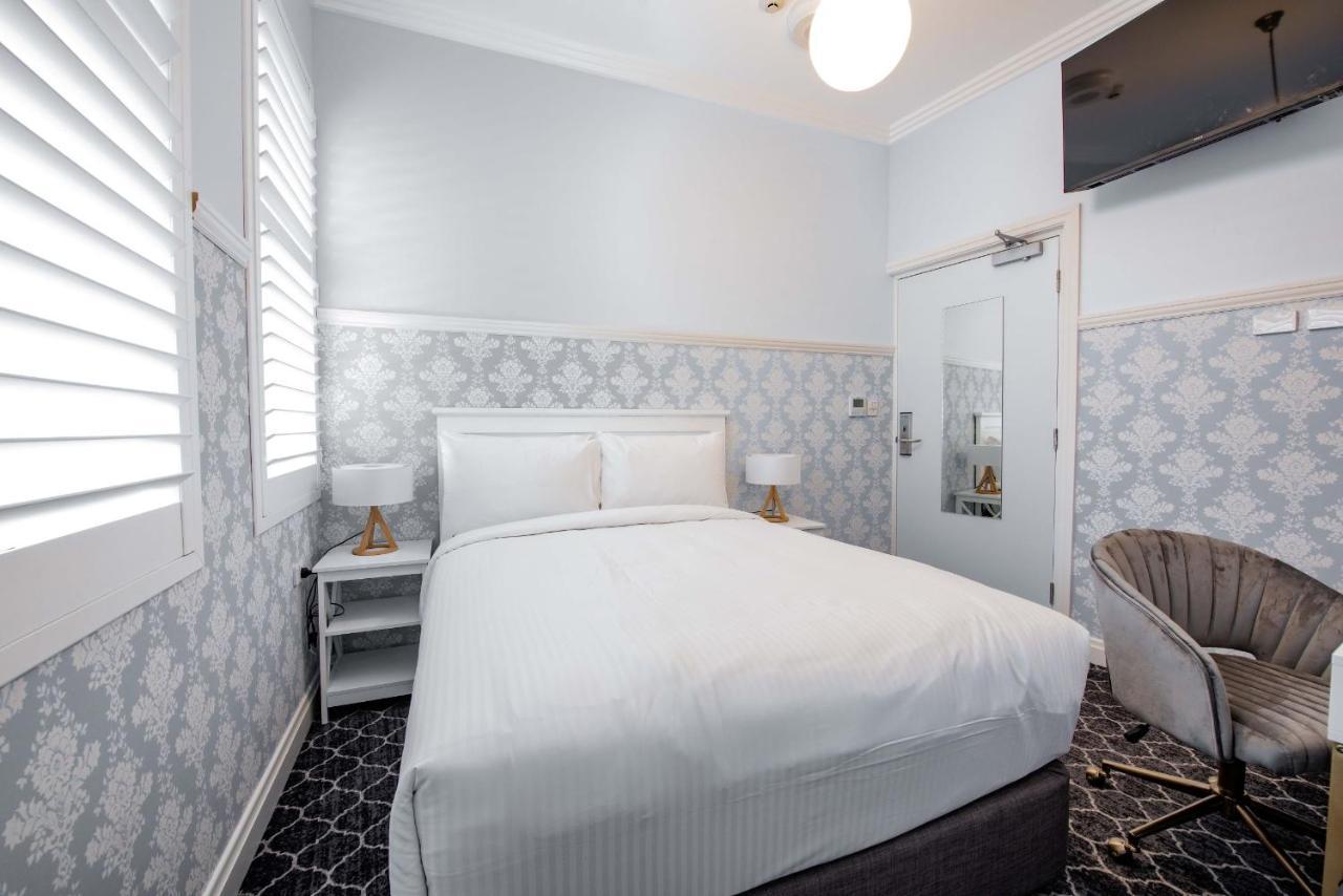 Bankstown Hotel Luaran gambar